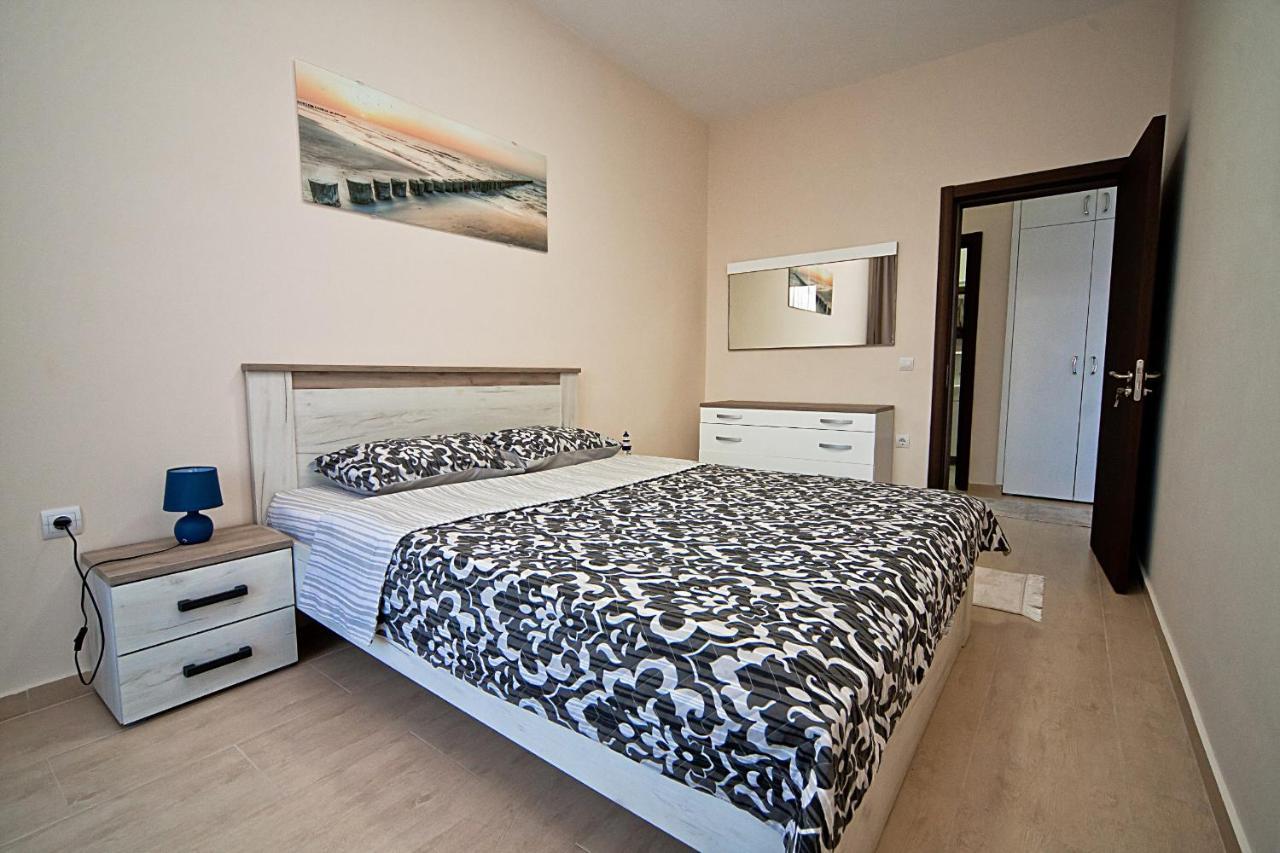 Apartments Jasmina Ulcinj Exterior photo